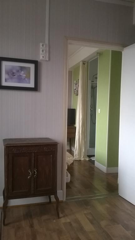 Entre Nous Hotel Rozoy-sur-Serre Quarto foto